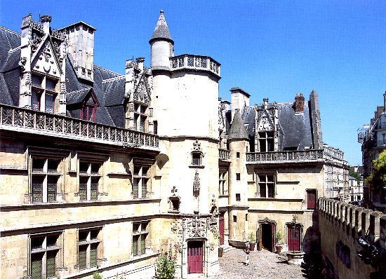 Musée National du Moyen Age-Thermes et Hotel de Cluny
